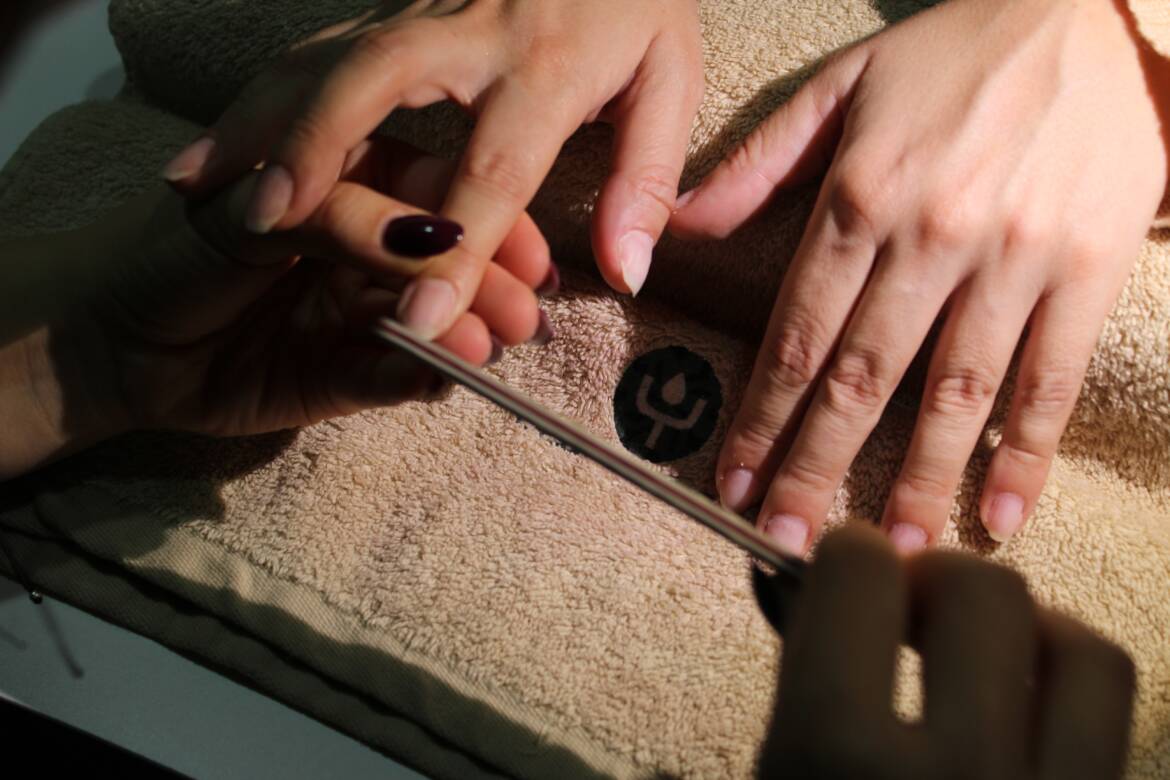 manicure-compress-image.jpg